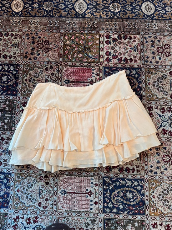 Reformation Dresses & Skirts - Reformation Cream Tiered Ruffle Mini Skirt